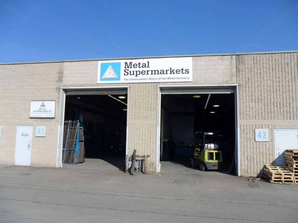Metal Supermarkets Niagara Store Front