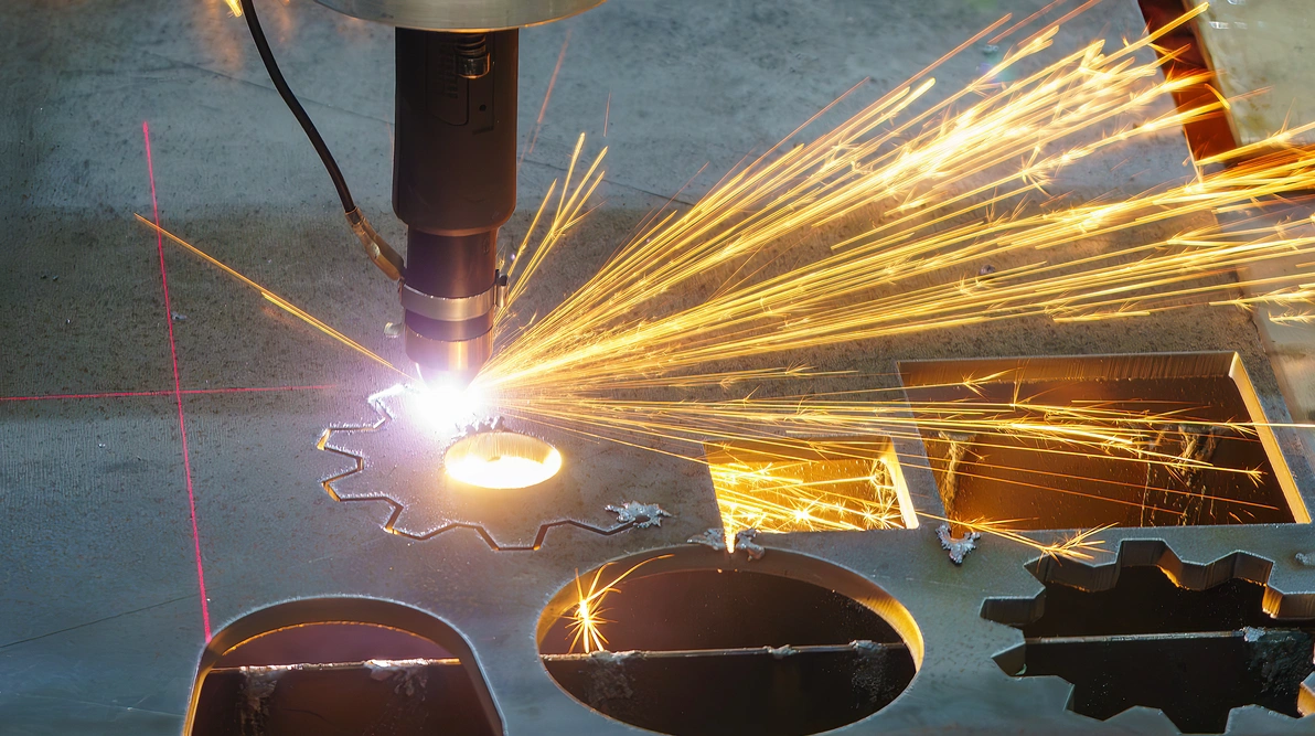 oxy-fuel-cutting-metal-sheet