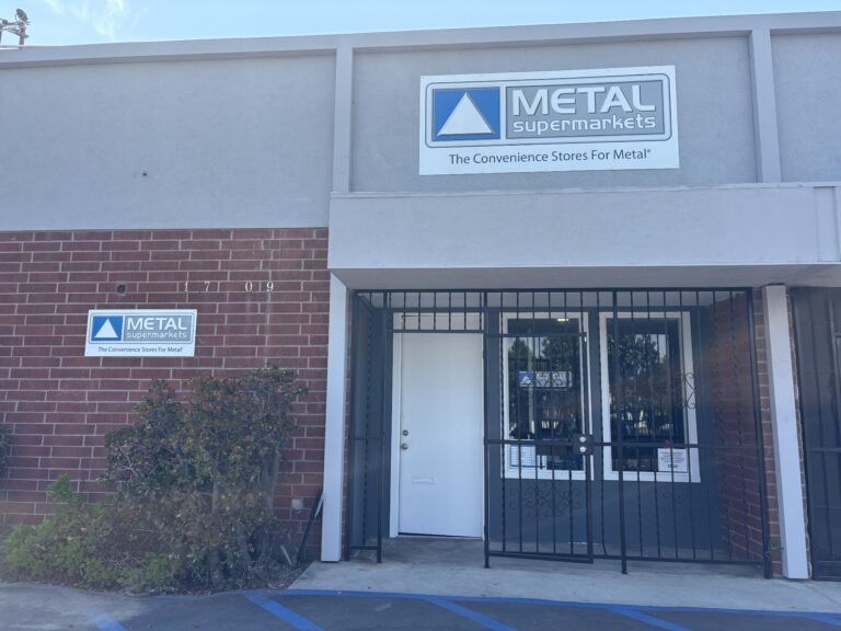metal-supermarkets-gardena-storefront